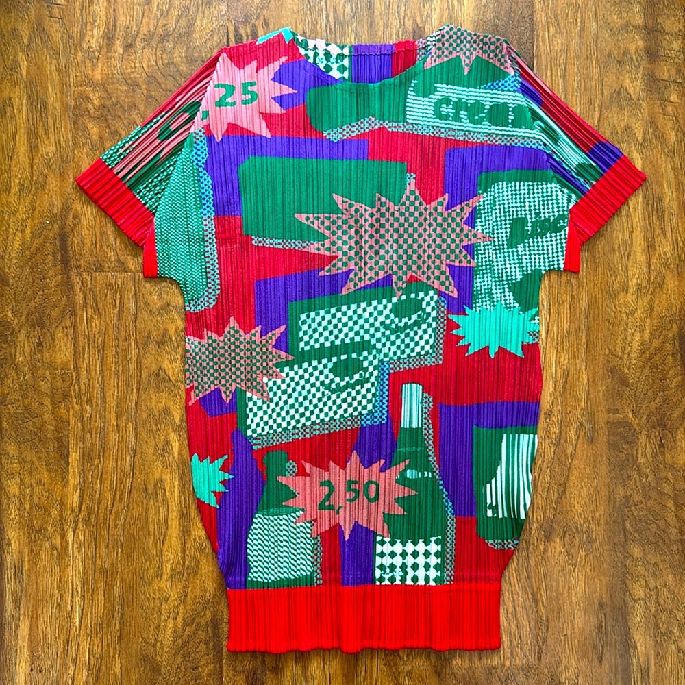 Pleats Please by Issey Miyake vintage pop-art print pleated top